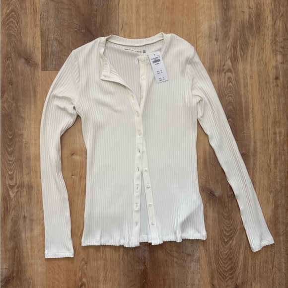 Abercrombie top - Picture 1 of 2